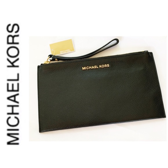 Michael Kors Handbags - NWT authentic MK genuine leather wristlet